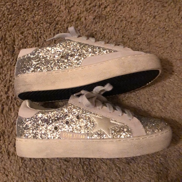 SARABASIC COLLECTION SHOES NEVER WORN - Picture 4 of 4